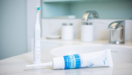 Achieving a Brighter Smile: Practical Daily Tips for Professional-Grade Teeth Whitening and Gum Care